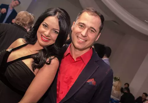 Dinu Maxer, marcat de cifra 10!  Pe 10 împlinește 10 ani de căsnicie!