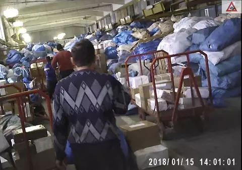 VIDEO | Poşta Română ia măsuri după dezvăluirile făcute de Libertatea despre haosul din depozite