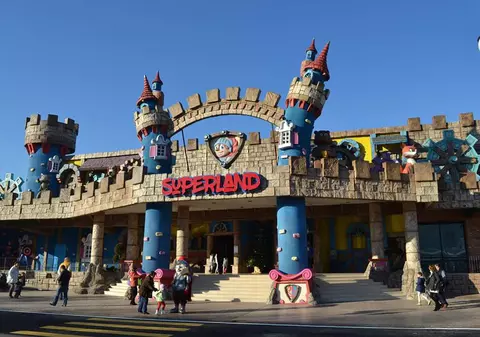 S-a deschis cel mai mare parc de distracții pentru copii din Europa de Est, la Brașov| FOTO