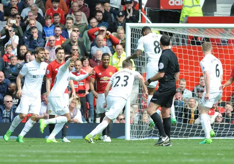 Cota zilei și avancronică pentru Swansea vs Wolves