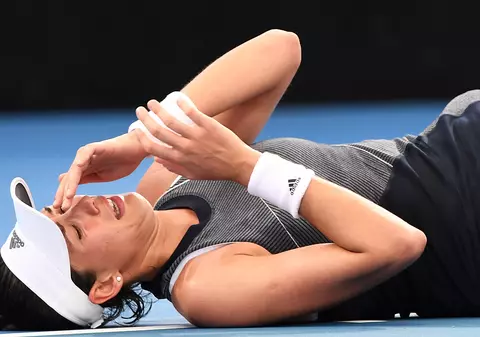 Muguruza este ghinionista începutului de an: ”Sunt surprinsă de reacţia corpului meu” | GALERIE FOTO