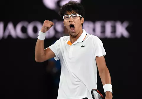 Cine e Hyeon Chung, coreeanul care face minuni la Australian Open 2018. Cu ochelari de când era copil!