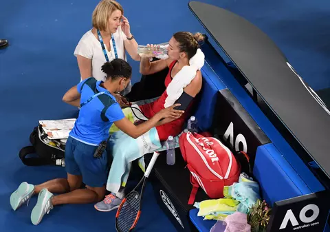 Care este situația accidentării Simonei Halep. Cine s-a implicat în contractul cu noul sponsor tehnic