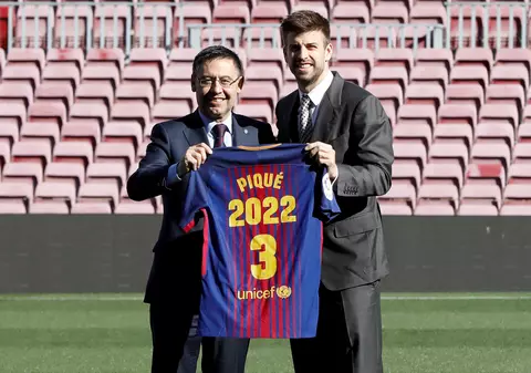 Gerard Pique rămâne la FC Barcelona până în 2022. Fundașul se retrage din fotbal de la formația catalană