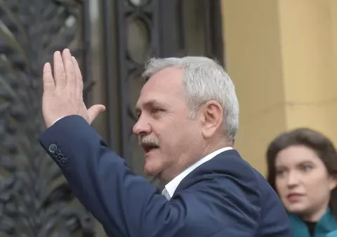 Scenariile politice, după demisia lui Tudose. Ce șanse au alegerile anticipate și schimbarea majorității în Parlament