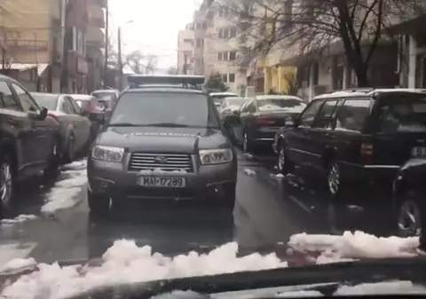 VIDEO / Jandarmul care a condus pe contrasens a fost sancționat