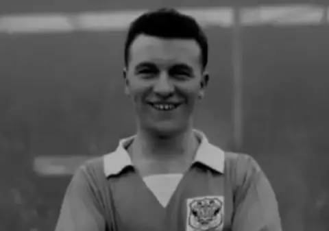 A murit Jimmy Armfield, campion mondial cu Anglia, în 1966. A fost legendă la Blackpool, unde a jucat 17 ani