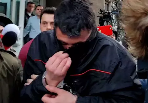 EXCLUSIV/Filmul agresării patroanei de la grădiniță înainte de crimă! A lovit-o cu o bâtă pentru că ”l-a apucat nebunia”, apoi i-a luat medicamente