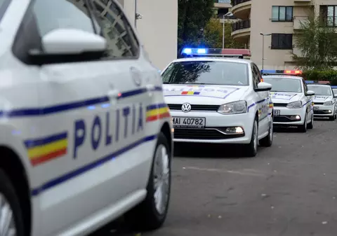 Un poliţist din Timișoara, lovit de o maşină în care se aflau traficanţi de droguri| FOTO