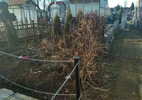 Morminte la preț de garsonieră, în Ploiești. Cum arată un loc de veci de 5.000 de euro