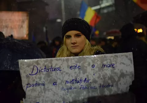 Presa franceză despre tinerii români care pleacă la muncă în vest: elitele fug din țară