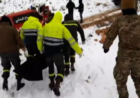 Mai mulți refugiați sirieni au murit înghețați în timp ce încercau să traverseze Libanul