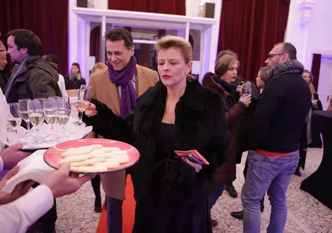 VIDEO/ Sanda Ladoși se menține cu alergări nocturne. Fitness și atletism după program!