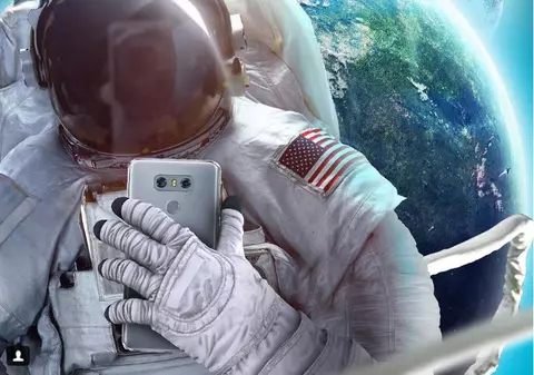 În Los Angeles se deschide Muzeul Selfie-urilor