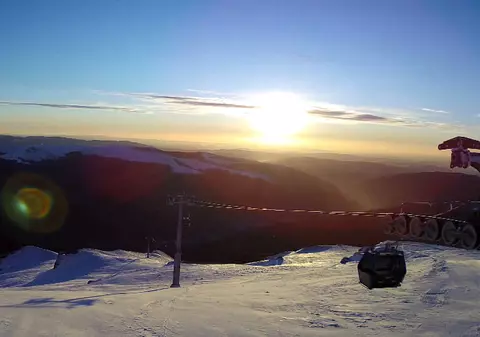 Telegondola și telescaunul din Sinaia, afectate de o avarie serioasă, ar putea fi nefuncționale în acest weekend