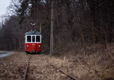 Tramvaiul Sibiu-Rășinari circulă din nou. Traseul mirific duce spre Mărginimea Sibiului