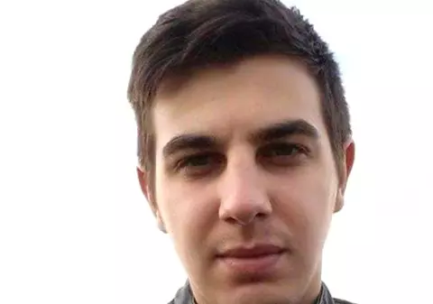 Agresorii judecați pentru uciderea lui Răzvan Sîrbu în Marea Britanie și-au ars hainele după crima înfiorătoare. Mama tânărului din Iași: „Mi-a oprit viața în loc”