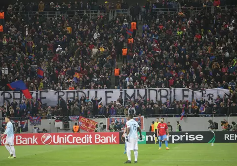 Suporterii FCSB-ului i-au mulțumit lui Ciro Immobile, apoi l-au huiduit