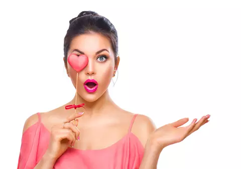 Mituri despre dragoste. E adevărat că partenerul ți-e predestinat și că iubirea are... termen de valabilitate?