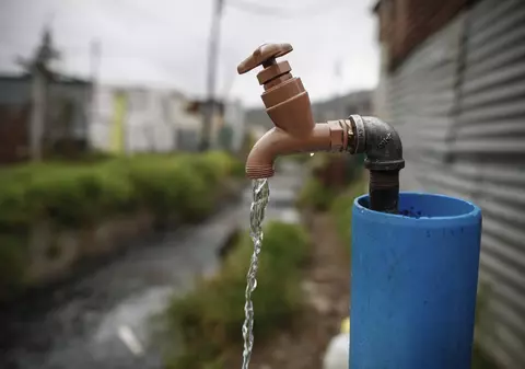 Zece metropole care riscă să rămână fără apă potabilă