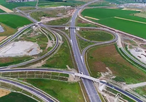 Comisia Europeană a aprobat 272 de milioane euro pentru construcţia autostrăzii Sebeş-Turda