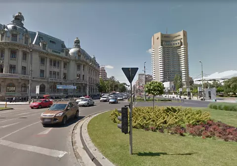 Cum arată cea mai mică garsonieră din București? Are 6 mp, dar se află la doi pași de kilometrul 0 al Capitalei