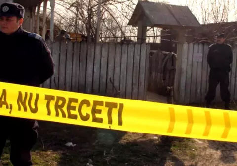 Un copil a omorât în bătaie un bătrân, în Sibiu. Băiatul fusese prins în timp ce fura țigări