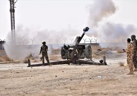 JURNAL DE FRONT DIN AFGANISTAN. Ziua 6: Militarii români îi învață pe afgani să tragă cu tunul - VIDEO