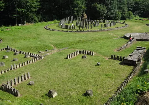 Sarmizegetusa Regia, în disputa dintre arheologi și ecologiști. Orașul subteran de sub capitala dacilor rămâne o necunoscută