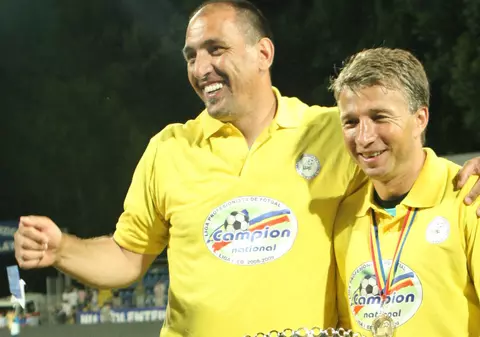 Dan Petrescu l-a umilit pe Dumitru Stângaciu și a batjocorit memoria lui Didi Prodan. ”Bursucul”, caracter dificil