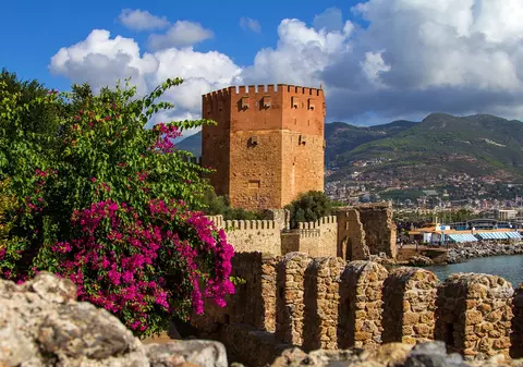 Între divertisment și cultură în Alanya