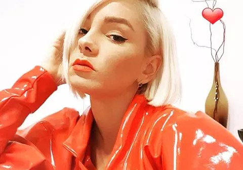 Cum s-a dus Maria Constantin la examen la Conservator. Super sexy acum că e din nou femeie liberă