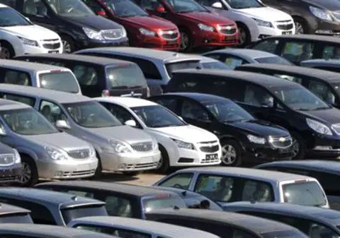 Mașini confiscate de ANAF, scoase la licitație. Ce autoturisme poți cumpăra cu 1.000 de lei