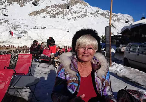 Monica Tatoiu și-a recuperat banii cheltuiți după accidentul de la schi. Cei de la asigurări i-au rambursat suma în doar câteva săptămâni