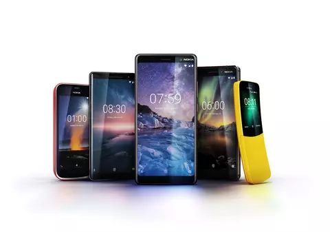 Nokia relansează modelul 8810 ”Banana”, devenit celebru în superproducția Matrix acum 20 de ani - VIDEO