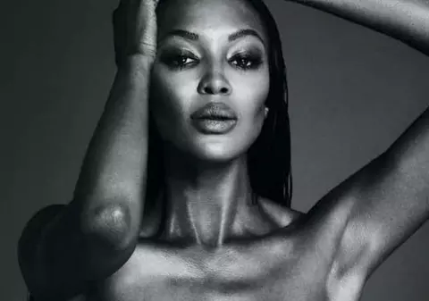 Naomi Campbell ar fi însărcinată. Iubitul ei a postat un mesaj cu ecografia unui bebeluș