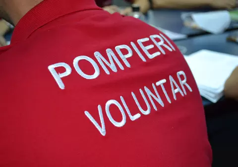 Cum îmbini utilul cu plăcutul pentru un CV bun: voluntar angajat
