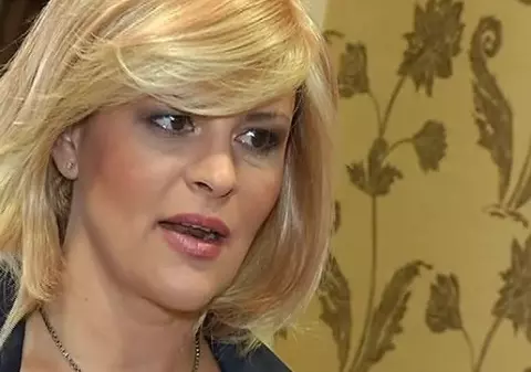 Sanda Ladoși vorbește despre căsnicia sa. "Cu suișuri și coborâșuri"