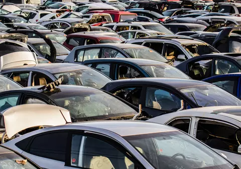 (P) Piese din dezmembrari auto - afacere buna de ambele parti