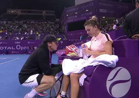 Prima reacție a Simonei Halep după victoria cu Catherine Bellis: ”Nu mă gândesc că voi redeveni numărul 1”. I s-a plâns lui Andrei Pavel: ”Mă doare”