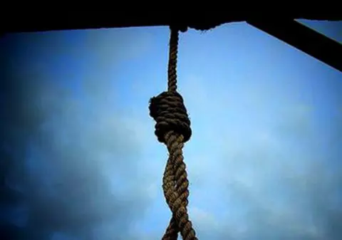 Un deţinut a fost găsit spânzurat în Penitenciarul Târgu-Jiu