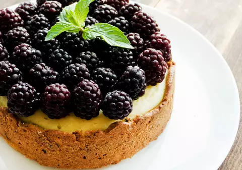 3 rețete cu fructe de pădure. Deserturi delicioase de weekend