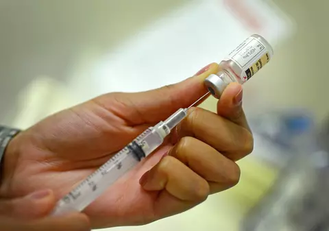 Italia: Dezbatere pro și contra vacinării împotriva rujeolei