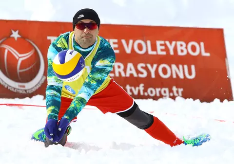 România s-a calificat la primul Campionat European de volei pe zăpadă