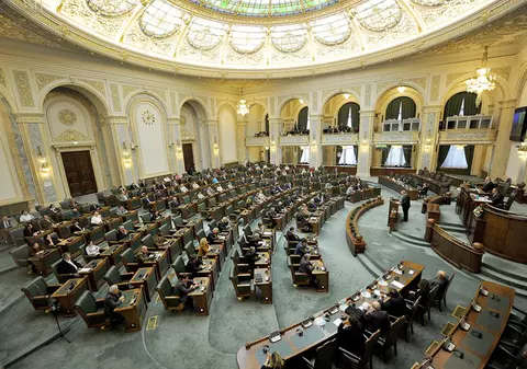 Pensiile speciale rămân în vigoare; Senatul a respins propunerea USR de abrogare a acestora
