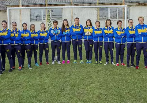 Cu cine votează Vulpițele Galbene la alegerile FRF: ”În campanie se promit multe. De la vorbe la fapte e cale lungă”