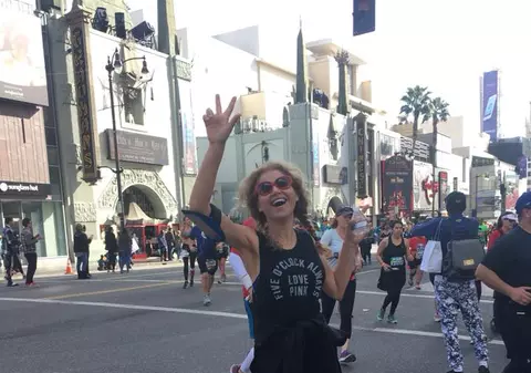 Anamaria Ferentz a răzbit în SUA, dar nu la cântat ...ci la alergat! La 42 de ani e finalistă la maratonul din Los Angeles