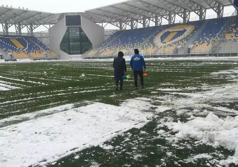 Naționala de fotbal a României se mută la Ploiești. Tricolorii nu se pot antrena la Mogoșoaia din cauza vremii | GALERIE FOTO