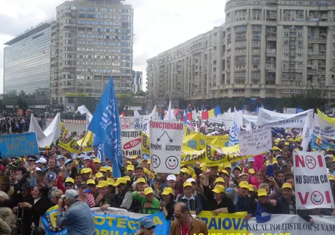 Funcționarii publici se pregătesc de proteste, nemulțumiți de Legea salarizării. Vor recunoasterea și recuperarea unor drepturi salariale