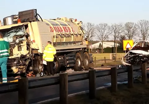 Accident grav în Olanda. 5 români au murit